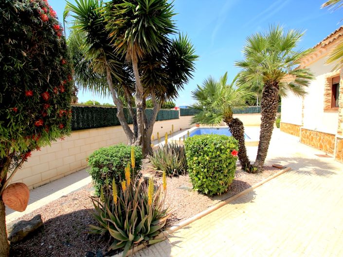 Image No.5-3 Bed Villa for sale