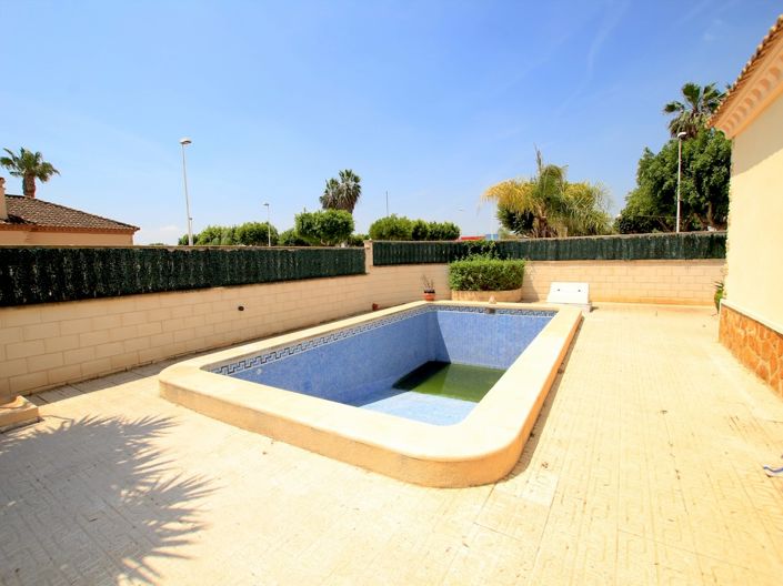 Image No.9-3 Bed Villa for sale