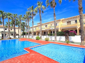 49549fabulous3bedroomlolastyletownhousewithpo