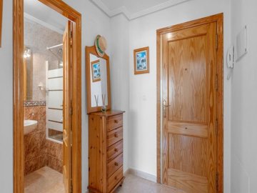 49561wonderfultwobedroomapartmentclosetothebe