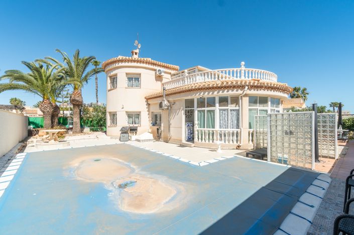 Image No.29-3 Bed Villa for sale