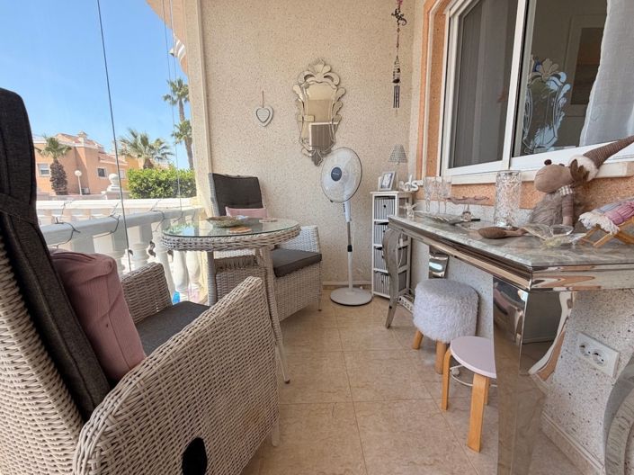 Image No.4-2 Bed Townhouse for sale