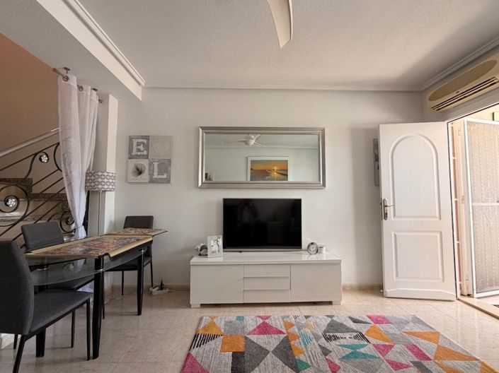 Image No.6-2 Bed Townhouse for sale