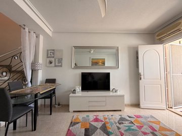 49577wonderfultwobedroomfortunastyletownhouse