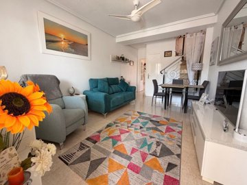 49577wonderfultwobedroomfortunastyletownhouse