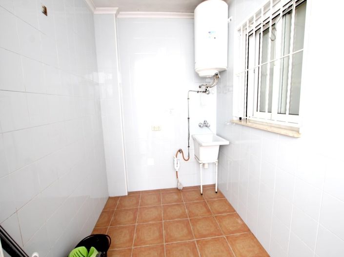 Image No.14-3 Bed Townhouse for sale