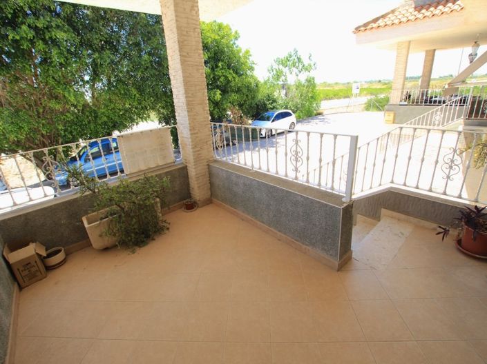 Image No.2-3 Bed Townhouse for sale