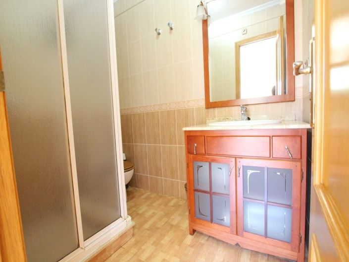 Image No.23-3 Bed Townhouse for sale