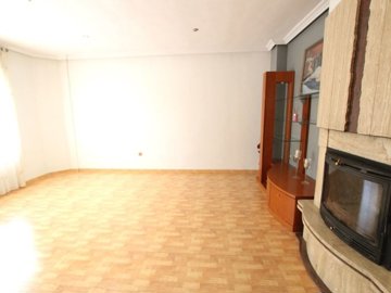 49574exceptionallyspacious3storeyvillageprope