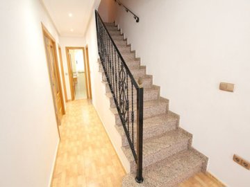 49574exceptionallyspacious3storeyvillageprope