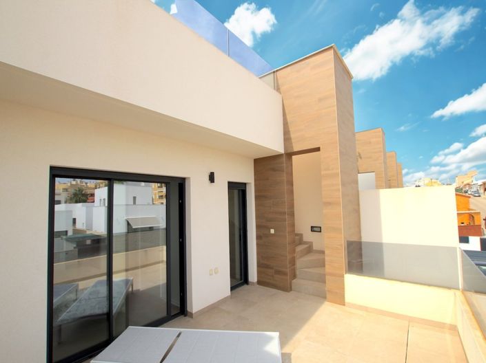 Image No.23-3 Bed Villa for sale