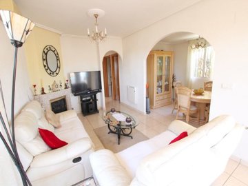 49579fabuloustwobedroomdetachedvillawithapriv
