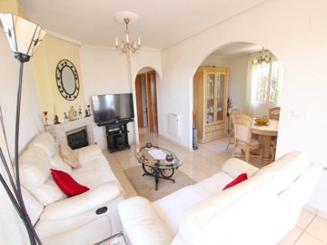 49579fabuloustwobedroomdetachedvillawithapriv