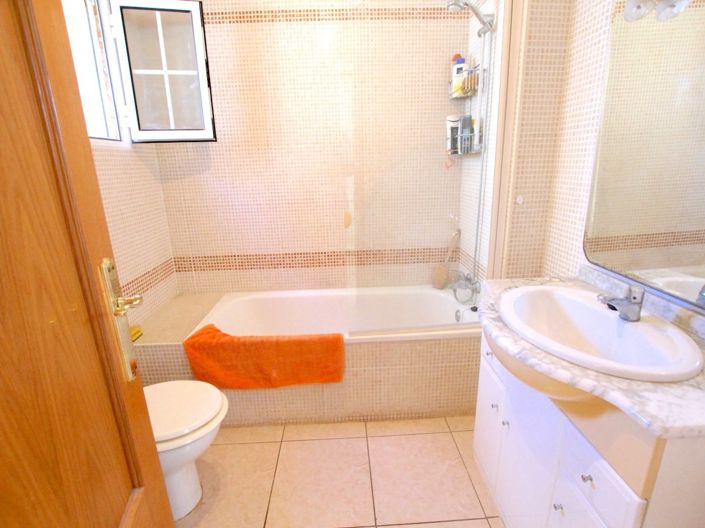 Image No.26-2 Bed Villa for sale