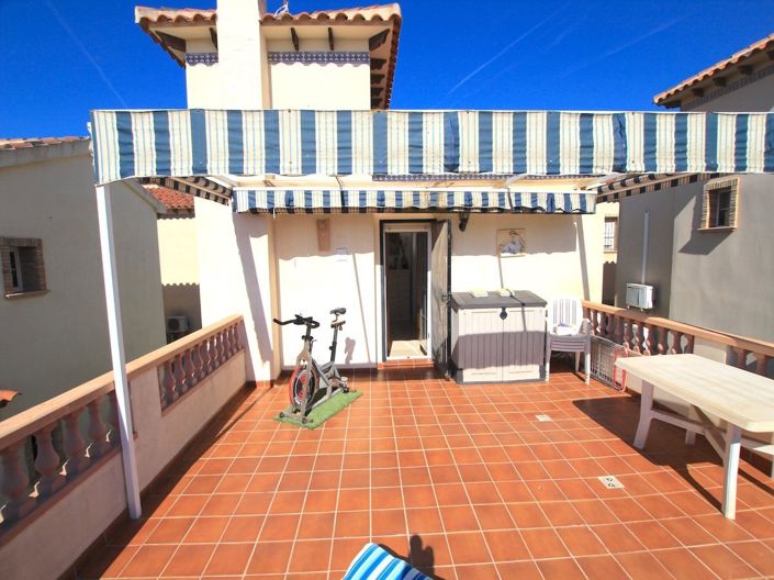 Image No.30-2 Bed Villa for sale