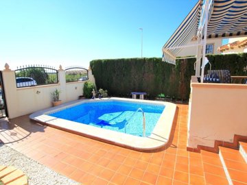 49579fabuloustwobedroomdetachedvillawithapriv