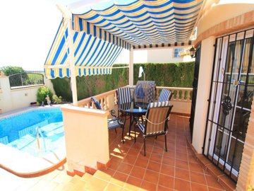 49579fabuloustwobedroomdetachedvillawithapriv