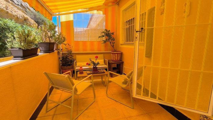 Image No.6-2 Bed Townhouse for sale