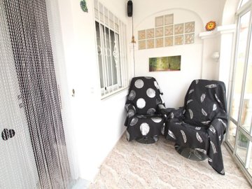 49585beautifullypresented2bedroom2bathroomend