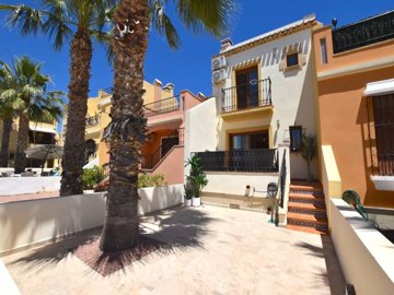 49590twobedroomsofiastyletownhouseonlafincago