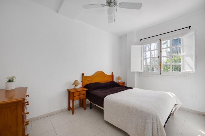 Image No.16-2 Bed Apartment for sale