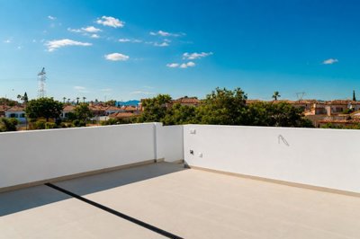 49610contemporaryvillalocatedinlaherradawith3