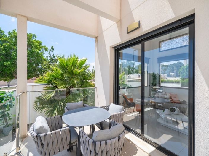 Image No.3-3 Bed Villa for sale