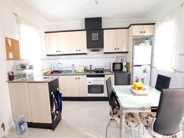 49615wonderfultwobedroombungalowwithpoolandmo