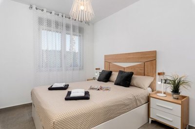 49624exceptionalcontemporarystylevillalocated