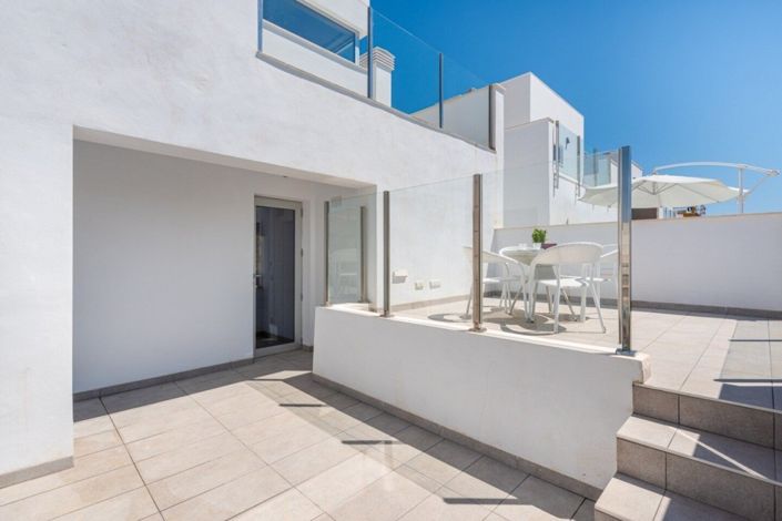 Image No.21-3 Bed Villa for sale