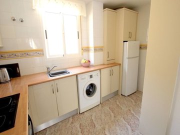 49628stylishtwobedroomtopfloorapartmentwithpr