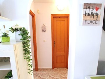 49628stylishtwobedroomtopfloorapartmentwithpr