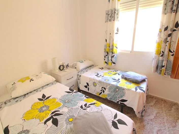Image No.20-2 Bed Apartment for sale