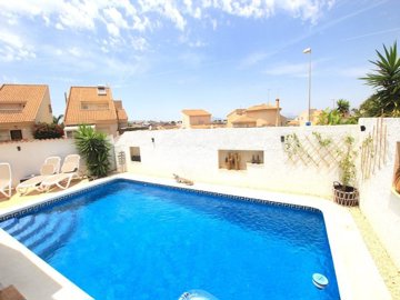 49631exceptionalthreebedroomdetachedvillawith