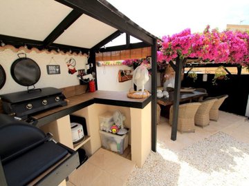 49631exceptionalthreebedroomdetachedvillawith