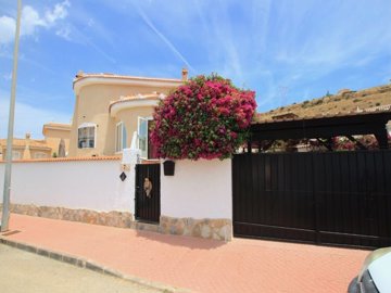 49631exceptionalthreebedroomdetachedvillawith