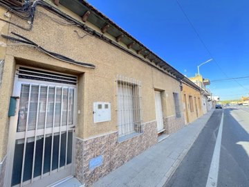 49629spacious5bedroomvillagetownhousewithexce
