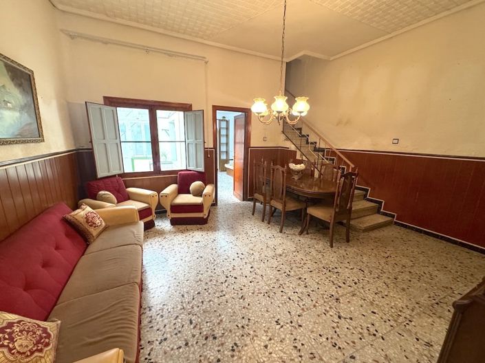 Image No.10-5 Bed Townhouse for sale
