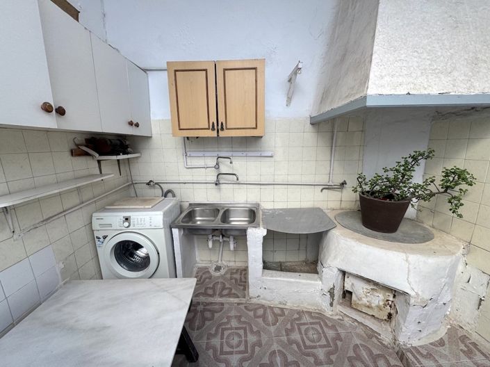 Image No.19-5 Bed Townhouse for sale