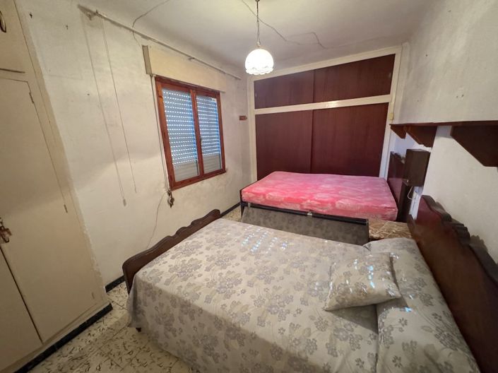 Image No.23-5 Bed Townhouse for sale