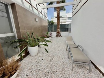 49643stylish3bedroomvillawithprivatepoolinlom