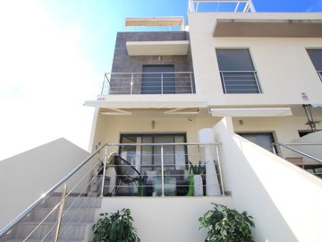 49646stylishandcontemporaryendtownhouseinbeni