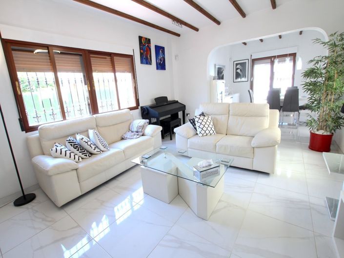 Image No.28-3 Bed Villa for sale