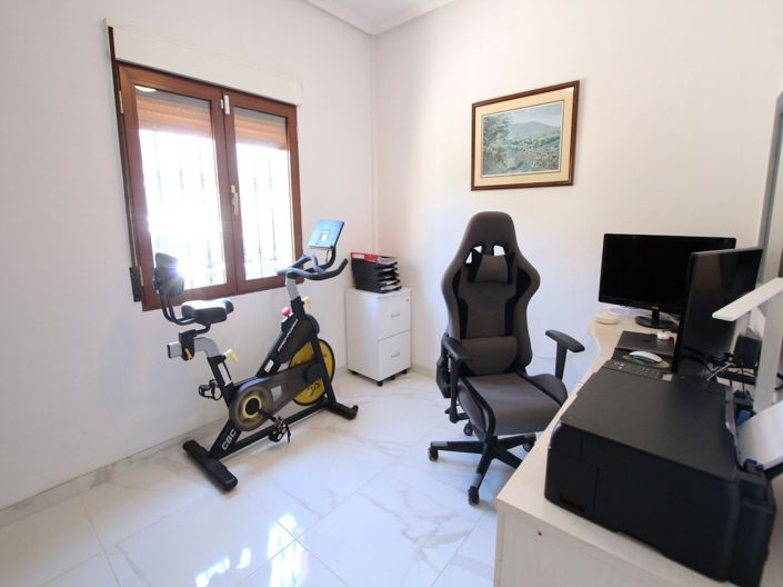 Image No.29-3 Bed Villa for sale