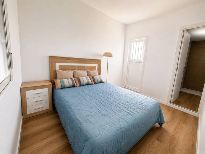 Image No.12-3 Bed Townhouse for sale