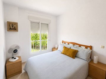 496622bedroomapartmentjust200metresfromacequi