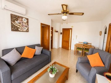 496622bedroomapartmentjust200metresfromacequi