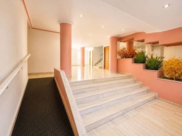 496622bedroomapartmentjust200metresfromacequi