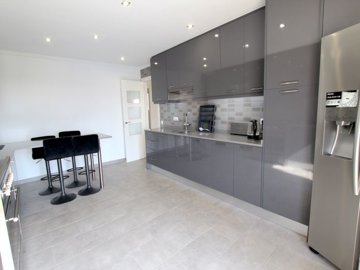 49668impressive5bedroomvillainlomasdedonjuan1