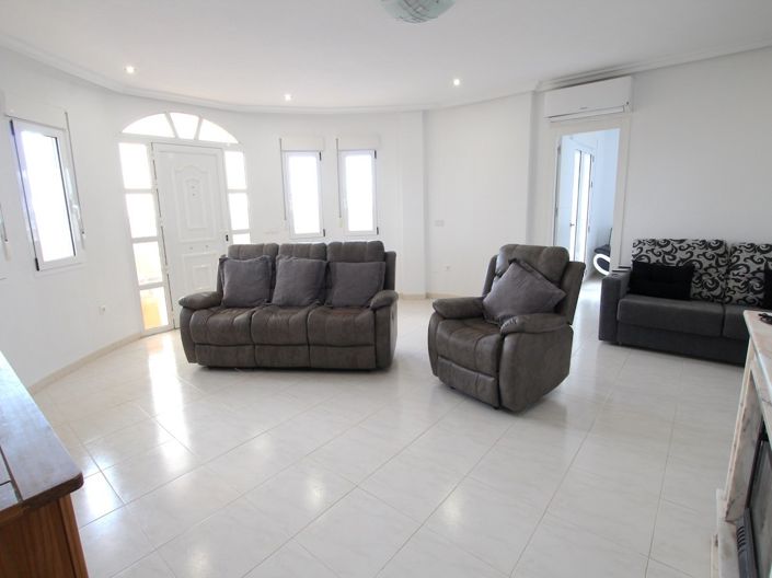 Image No.26-5 Bed Villa for sale